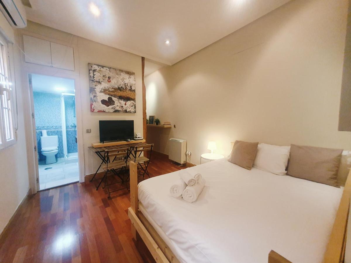 מדריד Enjoy A Cosy Studio In Malasana Bar מראה חיצוני תמונה