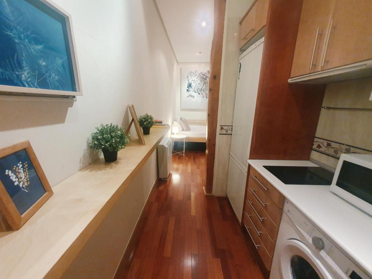 מדריד Enjoy A Cosy Studio In Malasana Bar מראה חיצוני תמונה